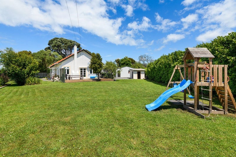 42 Alexandra Street, Marton - Carousel 1