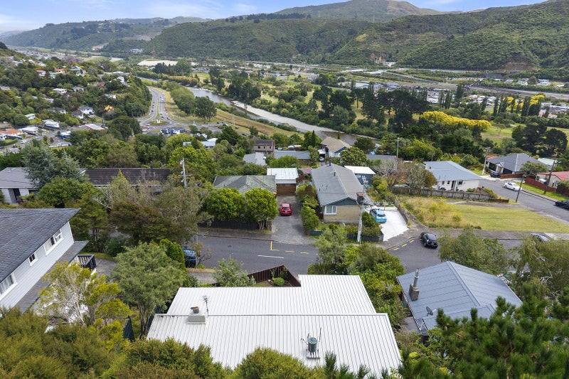 27 Lord Street, Stokes Valley, Lower Hutt - Carousel 22