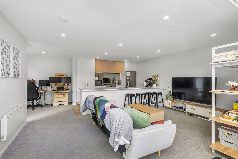 4/101 Rongotai Road, Kilbirnie, Wellington - Carousel 2