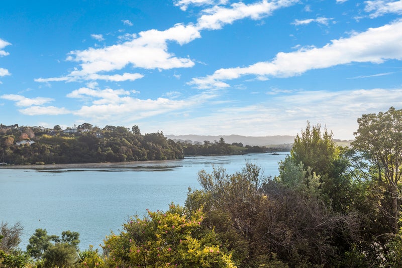 Property Valuation for 1250 Sandspit Road, Sandspit Trade Me Property