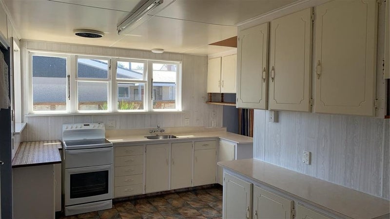 2 Carr Street, Blenheim - Carousel 2