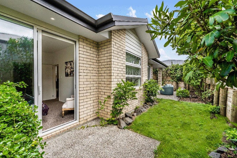 5 Howden Lane, Golflands, Auckland - Carousel 2