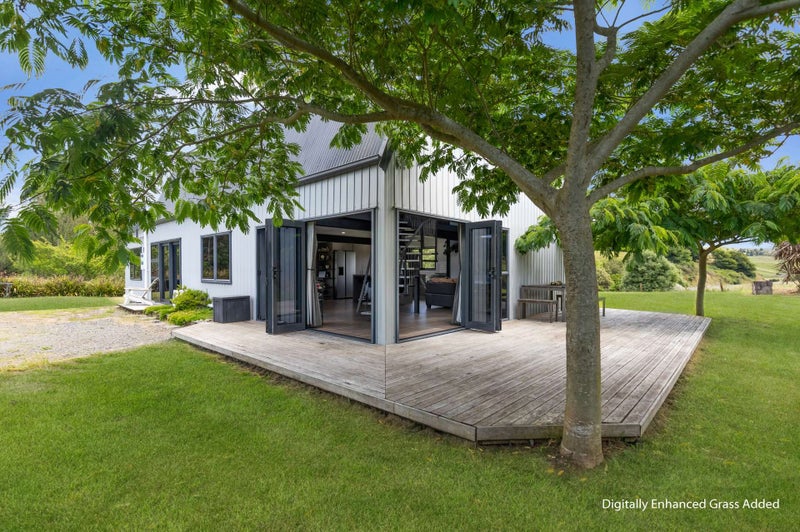 10 Strong Road, Hamilton - Carousel 1