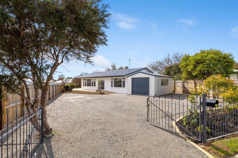 11 Corry Crescent, Witherlea, Blenheim - Carousel 1