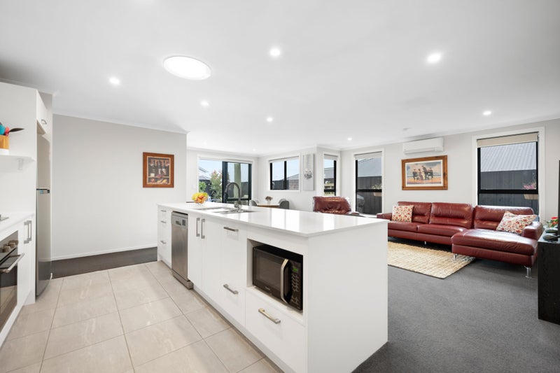 20 Pragma Rise, Rototuna North, Hamilton - Carousel 2