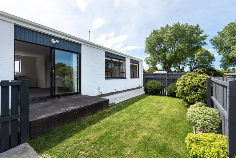 1/54 Arran Crescent, Woolston, Christchurch - Carousel 1