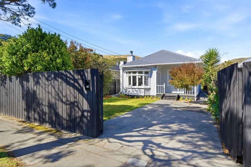 114 Nayland Street, Sumner, Christchurch City, Canterbury - Carousel 1