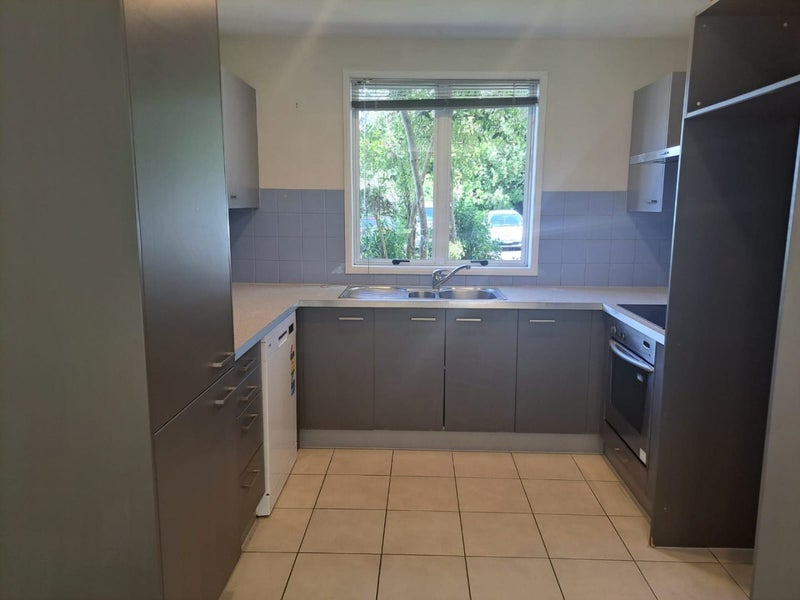 61 Albionvale Road, Glen Eden, Auckland - Carousel 2