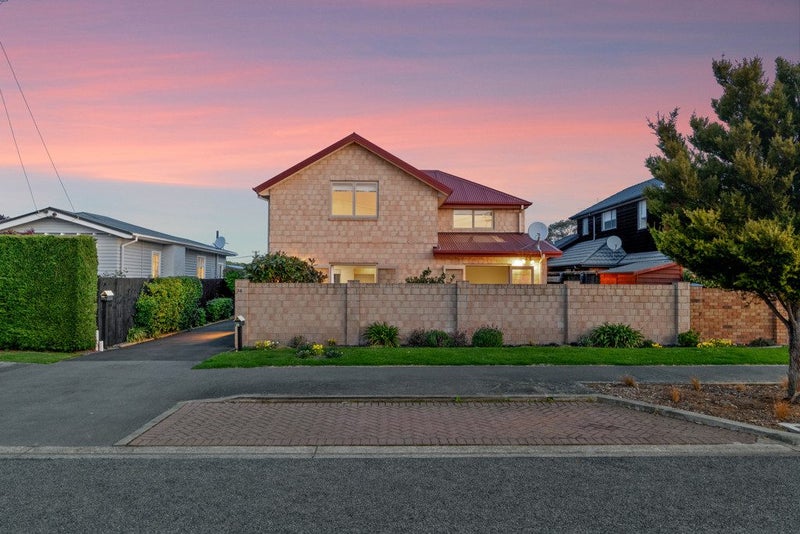 34 Wyndham Street, Papanui, Christchurch - Carousel 1