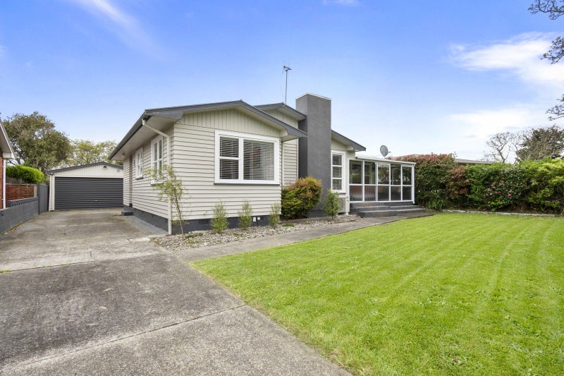 6 Ruha Street, West End, Palmerston North - Carousel 1