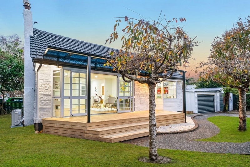 1/33 King Edward Avenue, Papakura, Auckland - Carousel 1