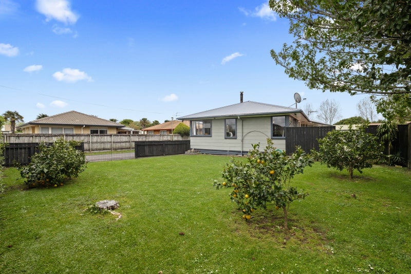 48 Sandspit Road, Waiuku, Waiuku - Carousel 2
