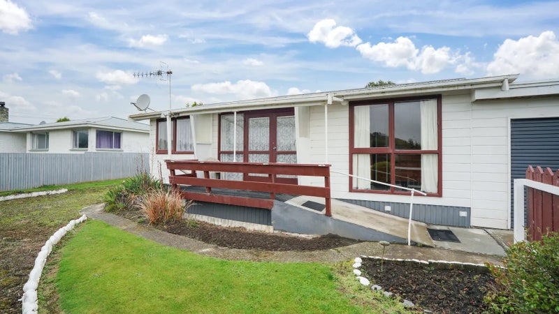 203 Dunns Road, Otatara, Invercargill - Carousel 1