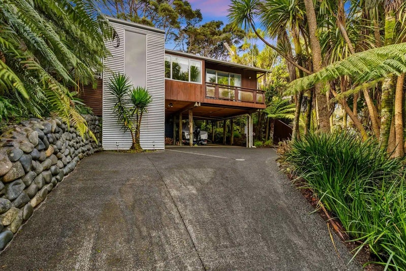 184 Huia Road, Titirangi, Waitakere City, Auckland - Carousel 2