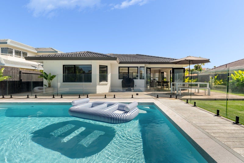 10 Oleander Lane, Mount Maunganui, Mount Maunganui - Carousel 2
