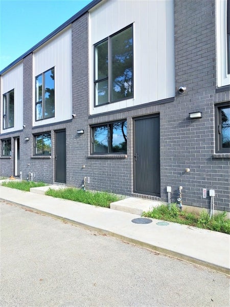 10 Whai Hua Lane, Mangere Bridge, Auckland - Carousel 1