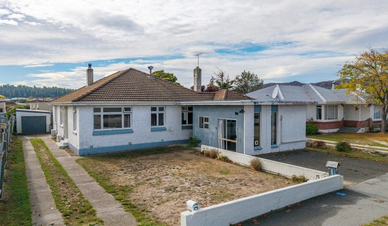 107 Centennial Avenue, Alexandra, Alexandra - Carousel 1