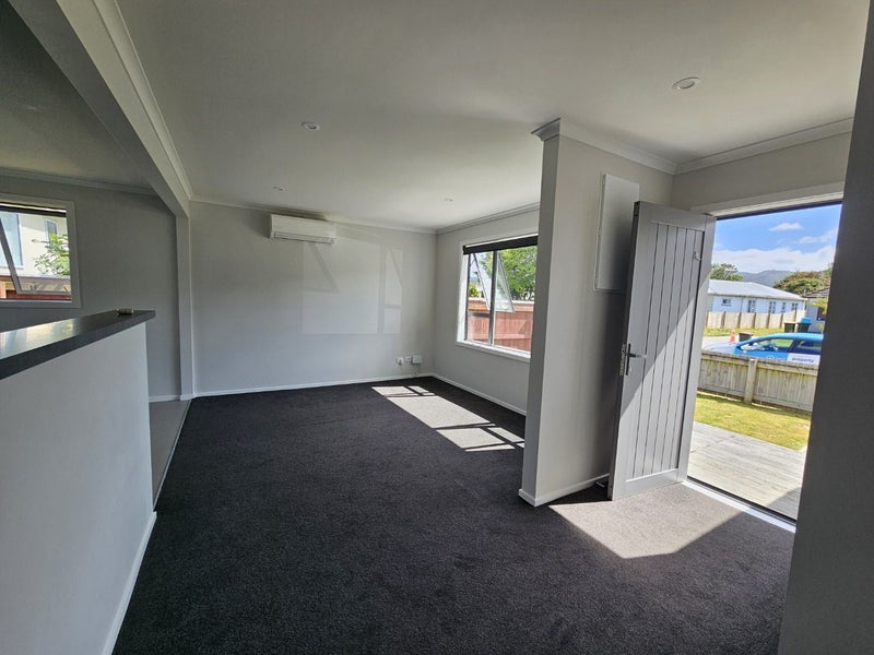 15 Westminster Road, Wainuiomata, Lower Hutt - Carousel 2