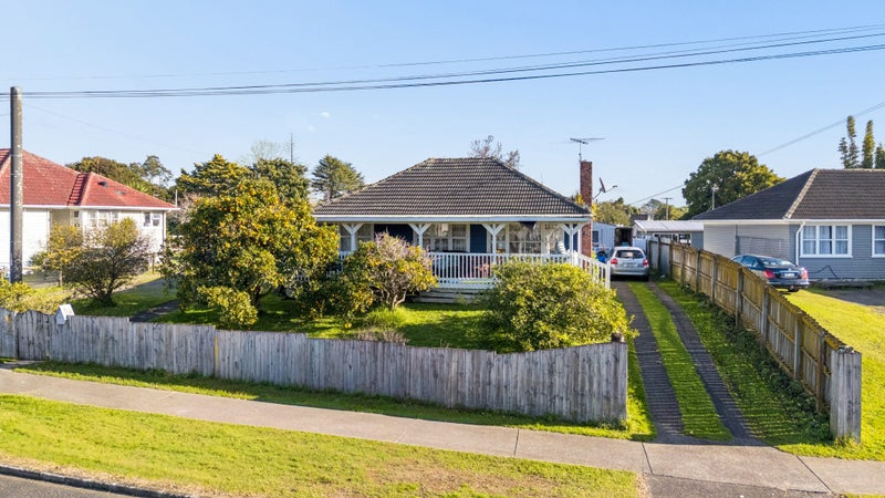 21 Alexander Crescent, Otara, Auckland - Carousel 13