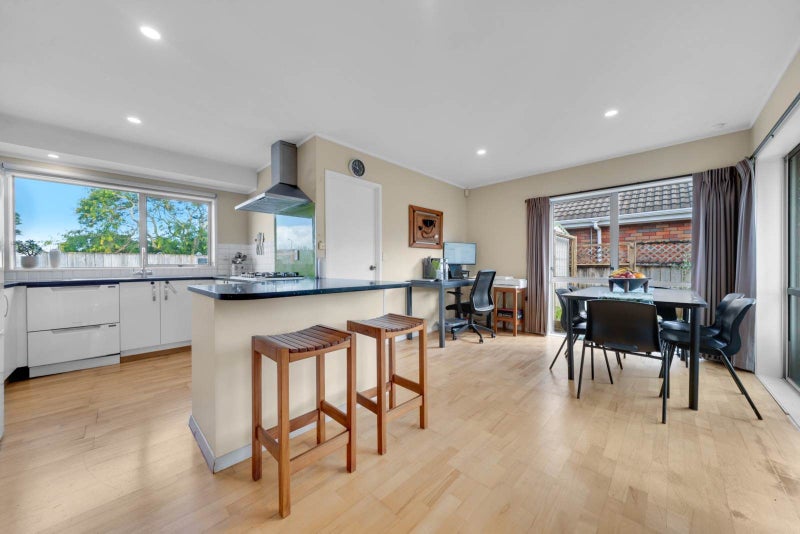 3/89 Kolmar Road, Papatoetoe, Auckland - Carousel 2