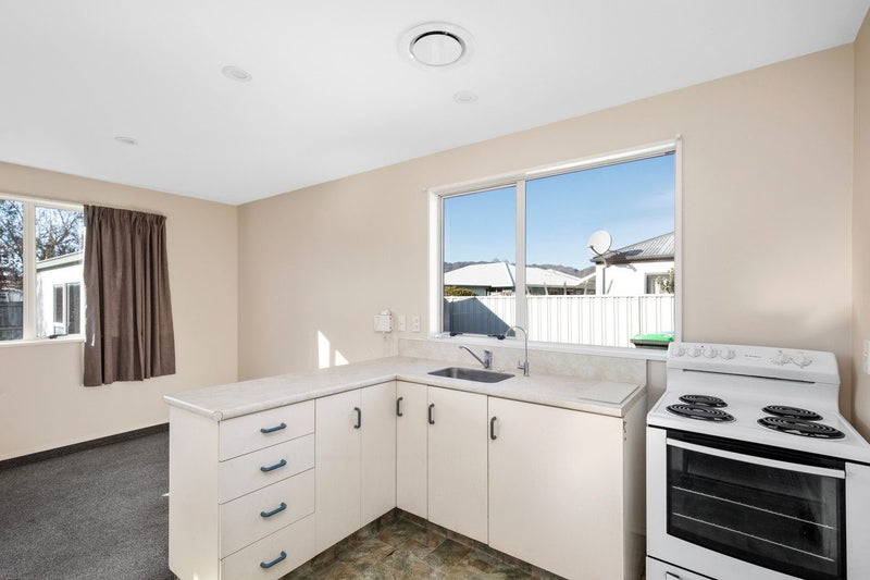11 Orchard Drive, Alexandra, Alexandra - Carousel 2