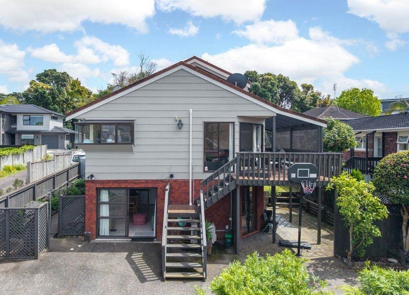 1/60 Richard Farrell Avenue, Remuera, Auckland - Carousel 1