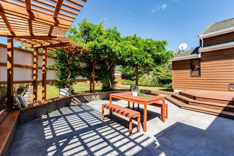 4 Oxford Crescent, Ebdentown, Upper Hutt - Carousel 1