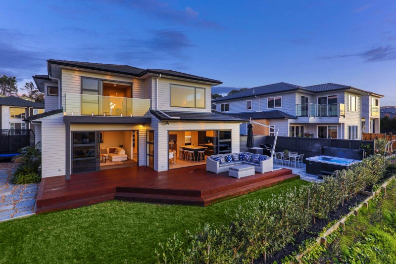 24 Cilliers Drive, Silverdale, Silverdale - Carousel 1