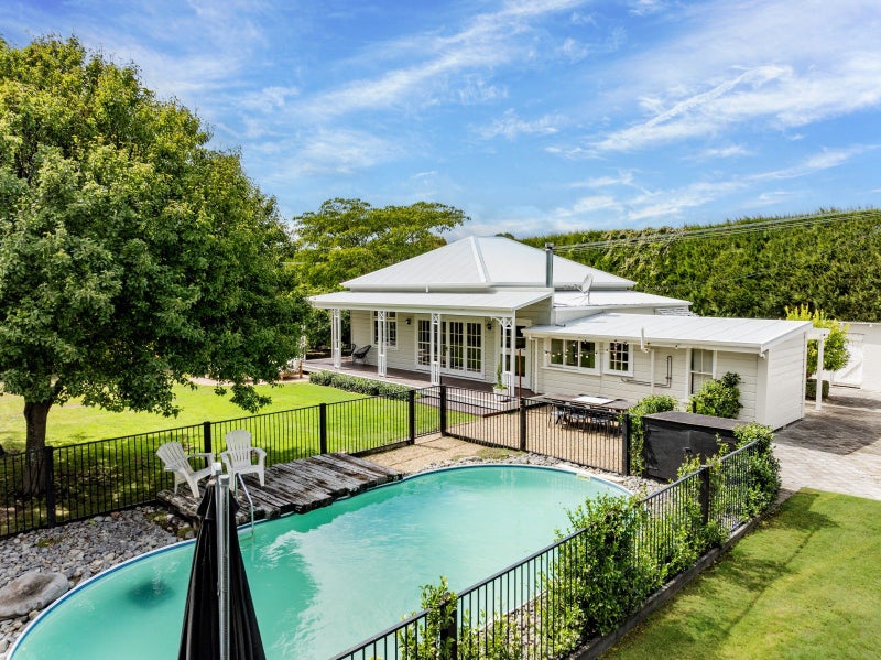 1091 Riverslea Road South, Longlands, Hastings - Carousel 1