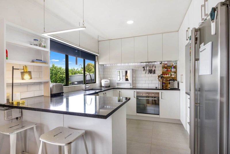 70D Alfriston Road, Manurewa East, Auckland - Carousel 1