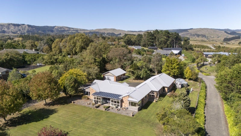 98 Polson Hill Drive, Palmerston North - Carousel 2