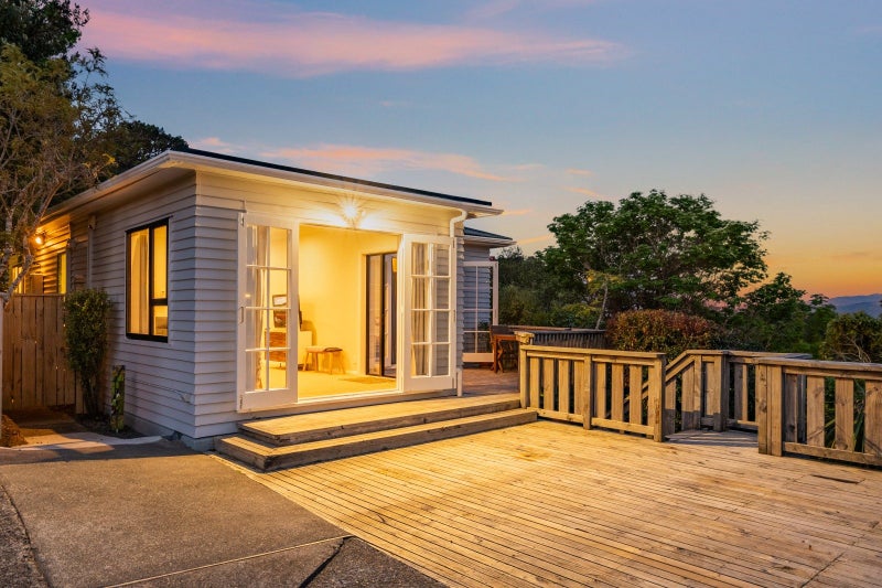 24 Miromiro Road, Normandale, Lower Hutt - Carousel 2