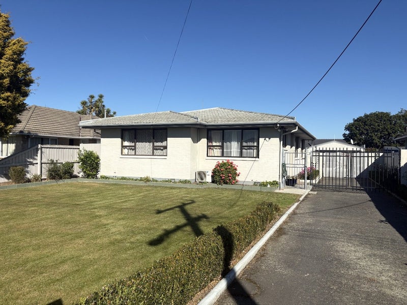 82 Neill Street, Hornby, Christchurch City, Canterbury - Carousel 1
