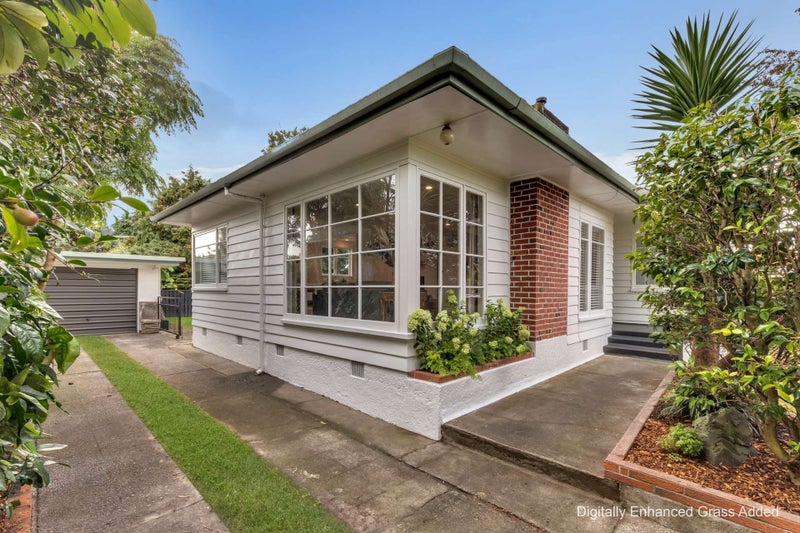 6 Trent Avenue, Hokowhitu, Palmerston North - Carousel 1