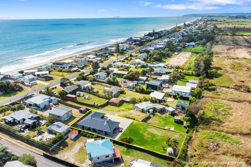 434 Pukehina Parade, Pukehina, Te Puke - Carousel 23