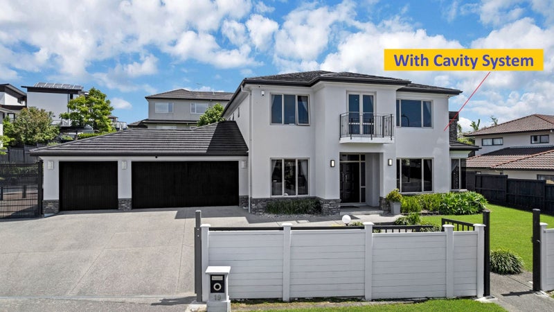 19 Skye Road, East Tamaki Heights, Auckland - Carousel 1