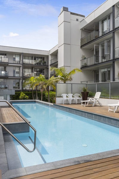 6V/435 New North Road, Kingsland, Auckland - Carousel 12