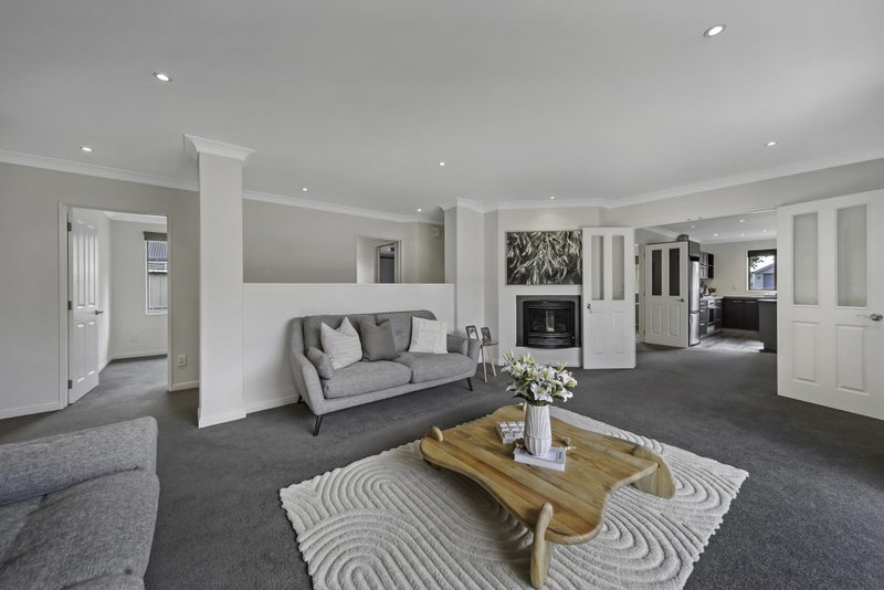 7 Milkers Gate, Parklands, Christchurch - Carousel 2