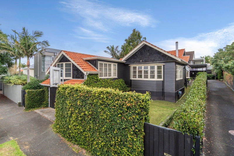 133 Coates Avenue, Orakei, Auckland - Carousel 1