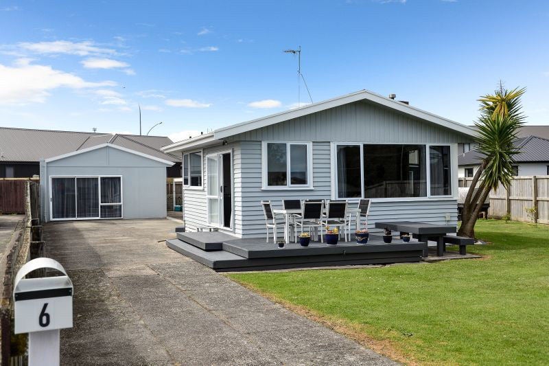 6 Lugton Street, Nawton, Hamilton - Carousel 1