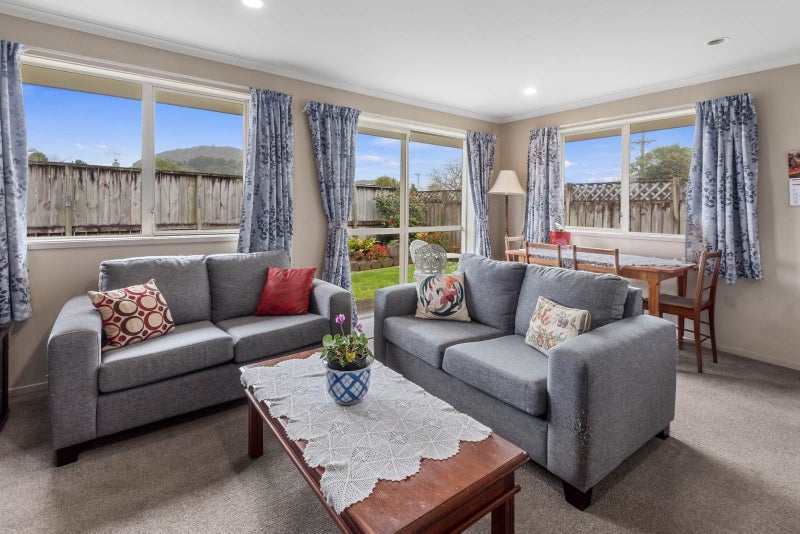 2 Puriri Street, Kamo, Whangarei - Carousel 2