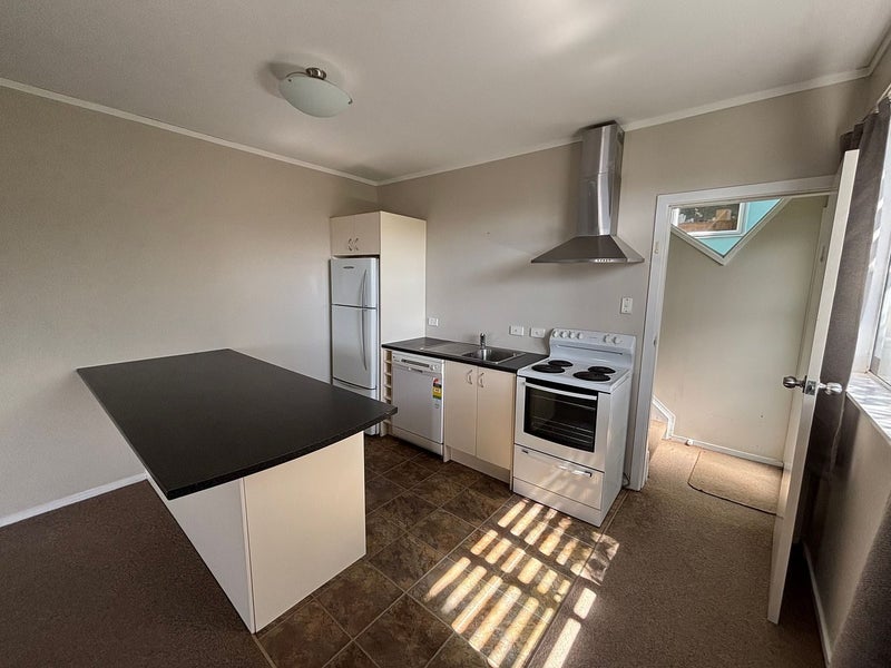 10 Laurent Place, Kingston, Wellington - Carousel 1