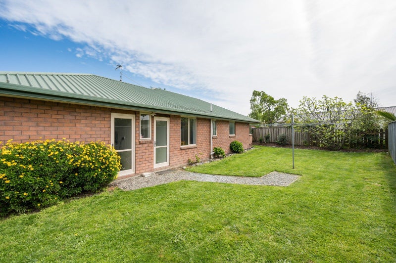 84 Starveall Street, Brightwater - Carousel 14