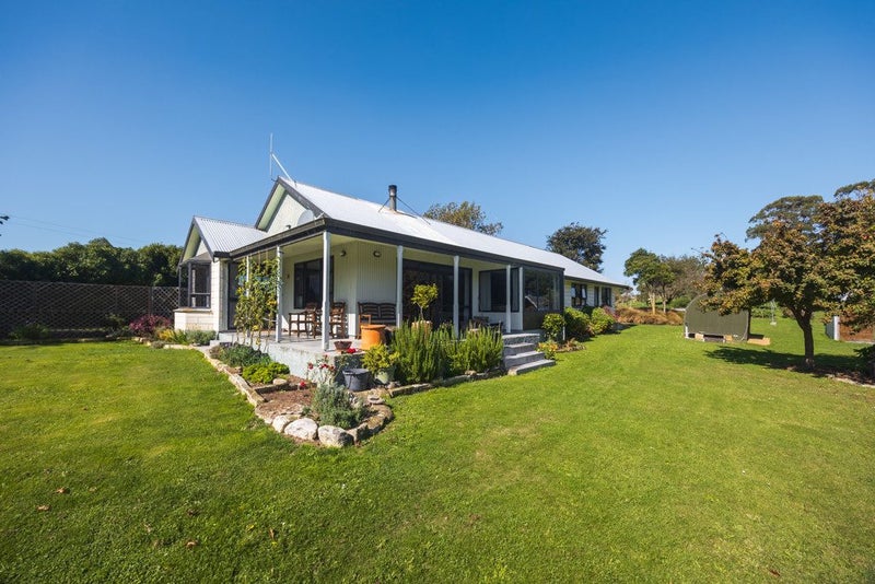 376 Awamoa Road, Awamoa, Oamaru - Carousel 2