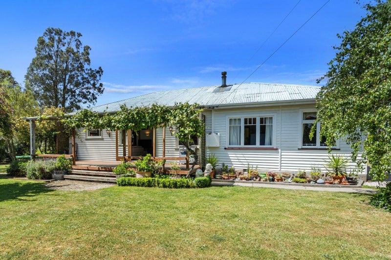189 Leithfield Road, Leithfield, Amberley - Carousel 2