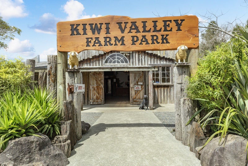 308 Henderson Valley Road, Henderson Valley, Auckland - Carousel 2