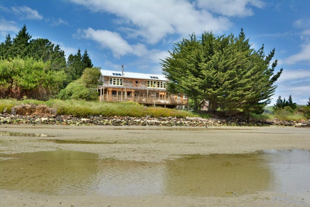 17 Kokomuka Avenue, Harwood, Dunedin - Carousel 1