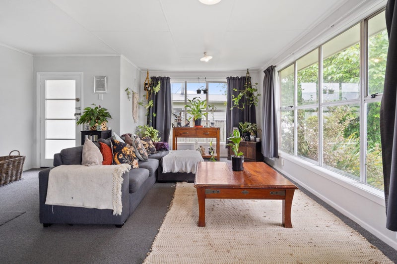 16 Kauri Street, Tokoroa - Carousel 2