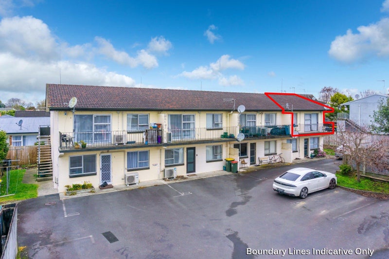 8/4 Wha Street, Frankton, Hamilton - Carousel 2