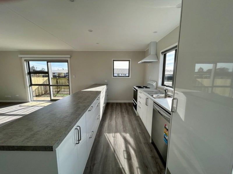 20 Bentham Street, Westport, Westport - Carousel 2